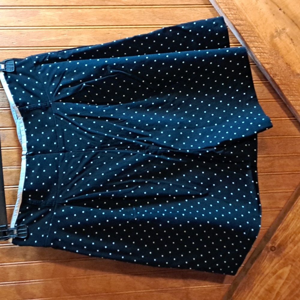 Retro Shorts - Picture 4 of 4